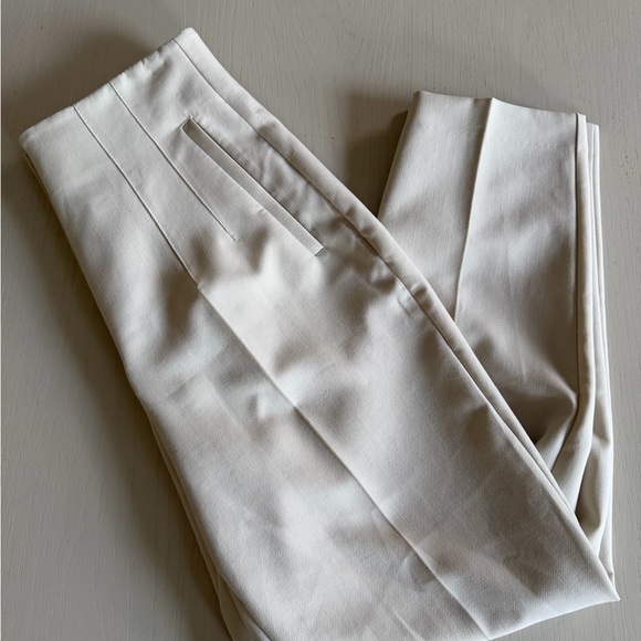 Zara Women's Cream Trousers - Picture 10 of 10